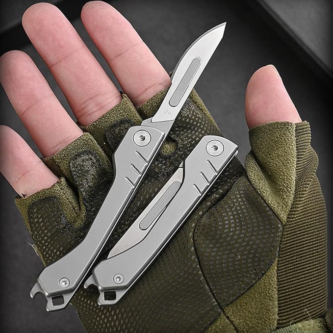 Folding Scalpel Knife with Replaceable Blades for Precision Cutting