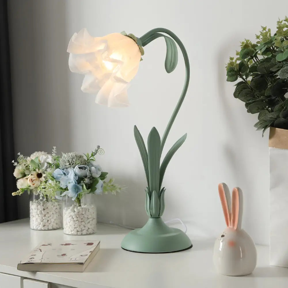 Countryside Frosted Glass Night Lamp – Flower-Shaped, Single-Light Table Lamp for Kids’ Rooms (Available in Pink or Green)