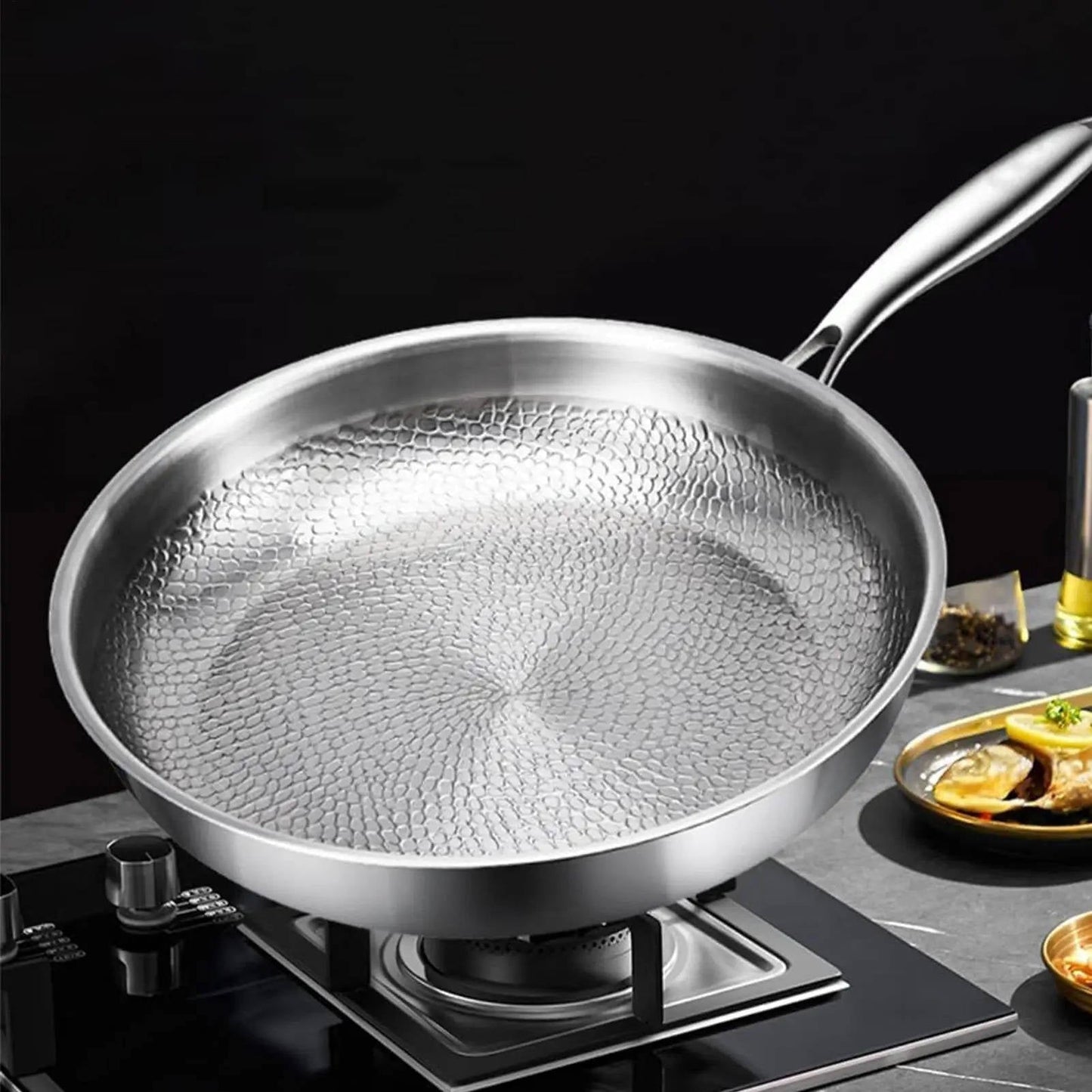 Easy-Clean Non-Stick Skillet for Sautéing and Everyday Cooking