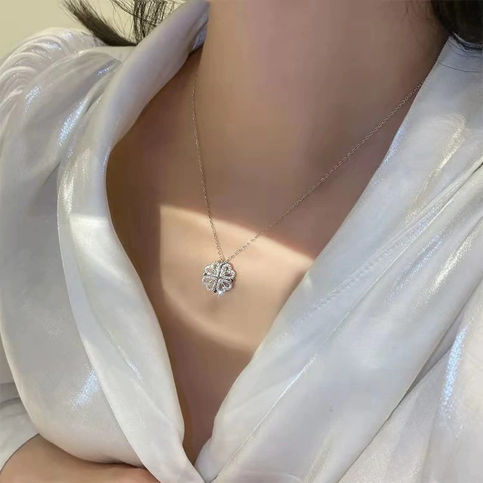 Cloverelle™ – Sparkling Clover Pendant Necklace (1+1 Free)