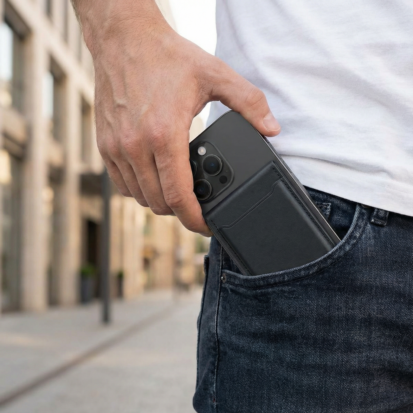 Cardlock™ Trackable MagSafe Wallet