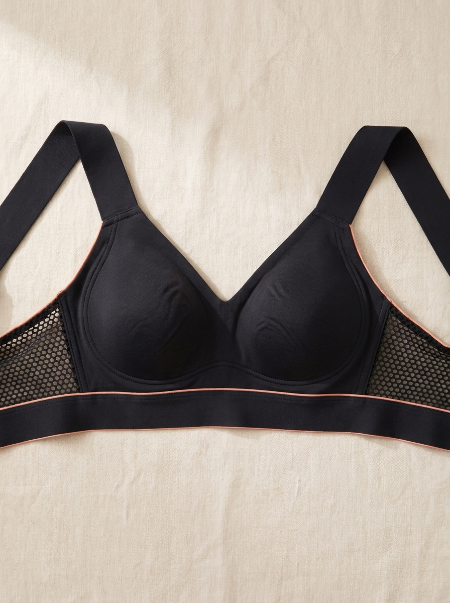 EmbraLuxe™ – Plus-Size Wireless Lift Bra with Breathable Mesh Wings