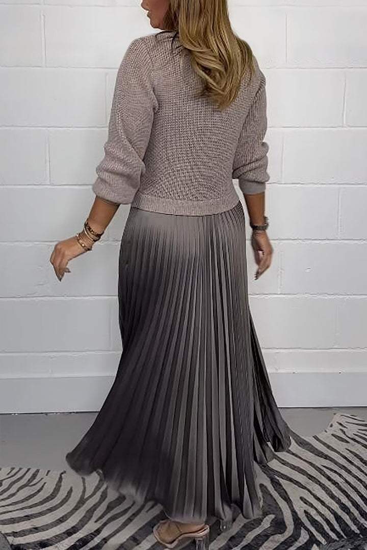 Della | Women's Fall Sweater