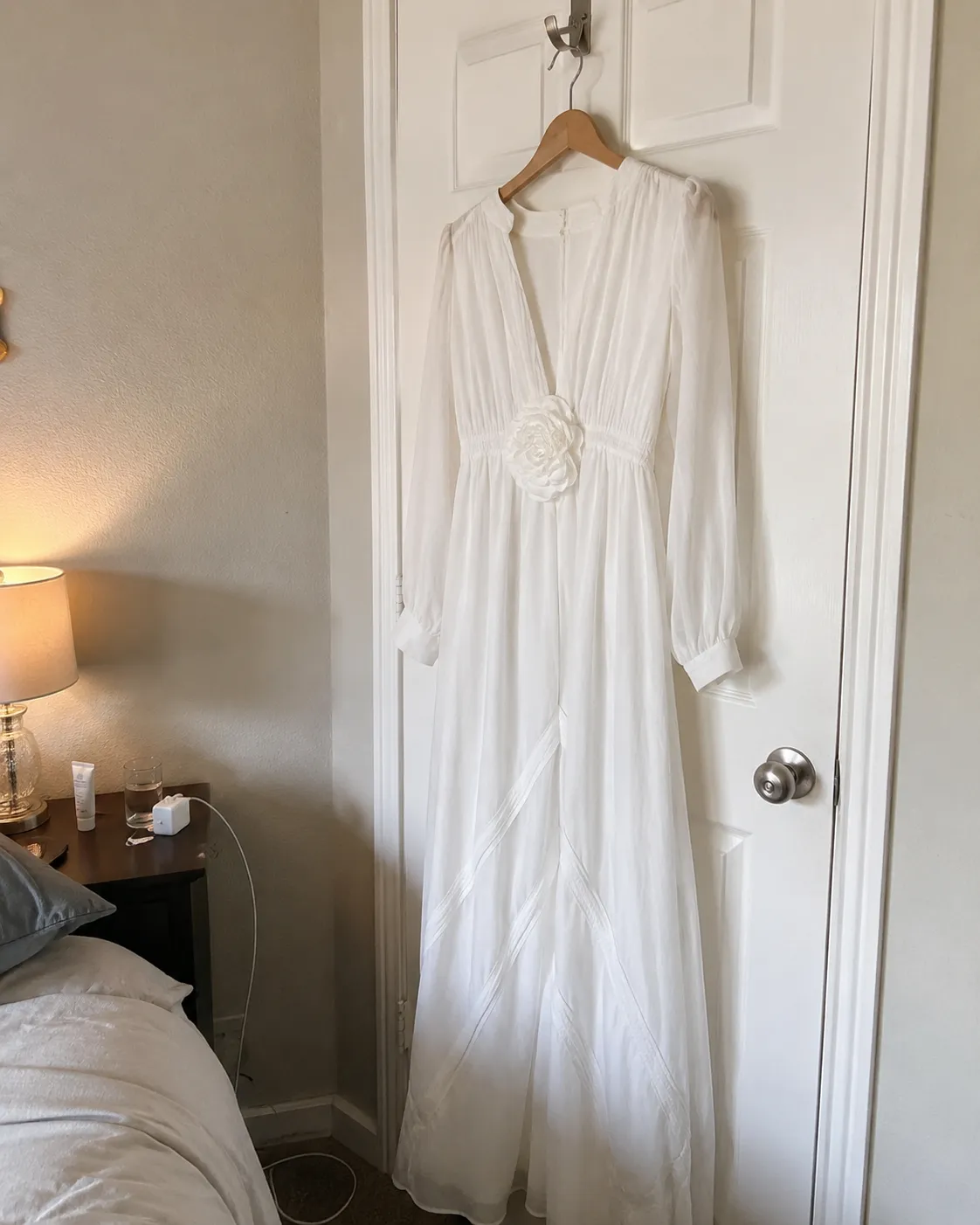 Elegant Linen-Blend Maxi Dress with Floral Waist Detail