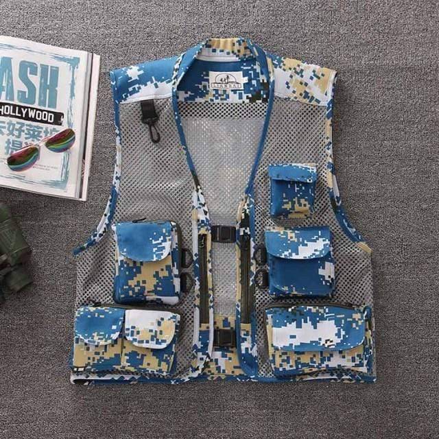 Fishing and Hunting Vest with Multiple Pockets for Outdoor Use