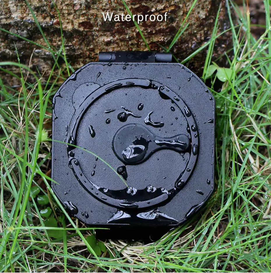 Durable Outdoor Compass for Navigation and Exploration