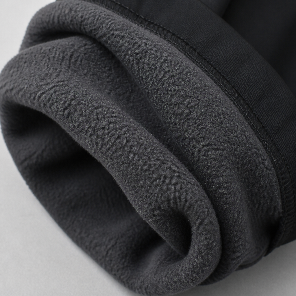 ArcticFlex™ – Waterproof Softshell Winter Cargo Pants with Fleece Lining