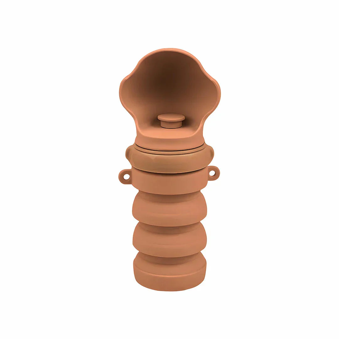 Collapsible Water Bottle for Pets – Travel-Friendly Design