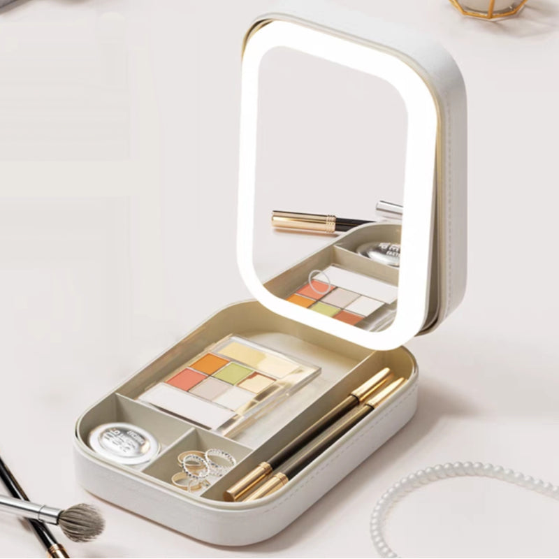 GlowCase Luxe – Ideal Makeup Lighting Anytime, Anywhere