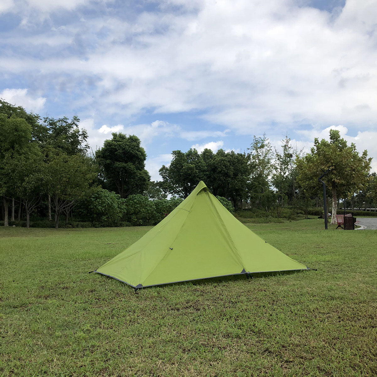 Lightweight Pyramid Tent for 1-2 Campers