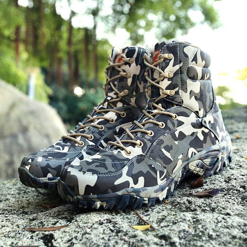 Canvas Hiking Boots in Camouflage Design