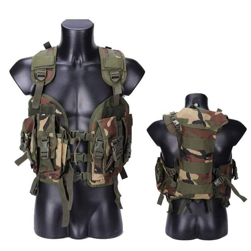 Hunting Tactical Vest Featuring Various Storage Pockets