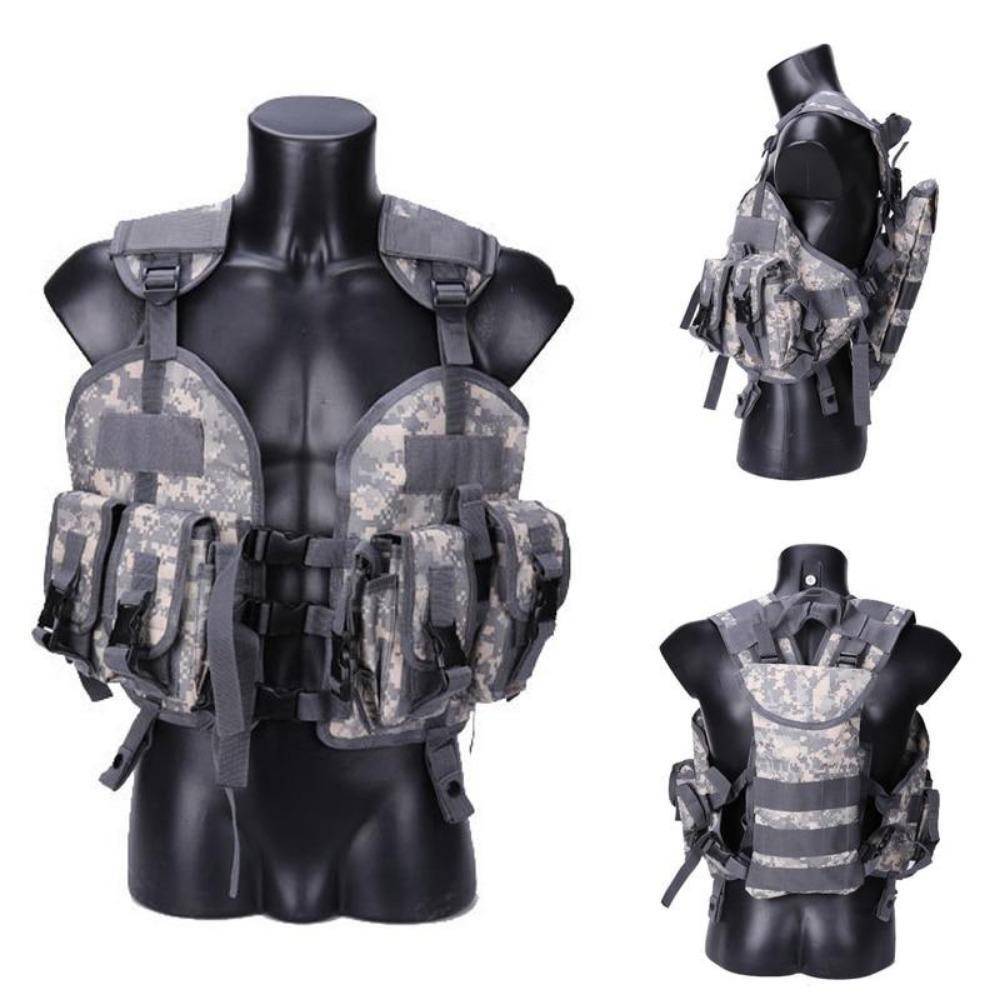 Hunting Tactical Vest Featuring Various Storage Pockets