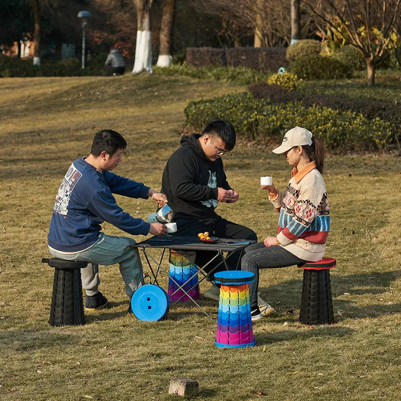 Compact Folding Seat for Outdoor Use