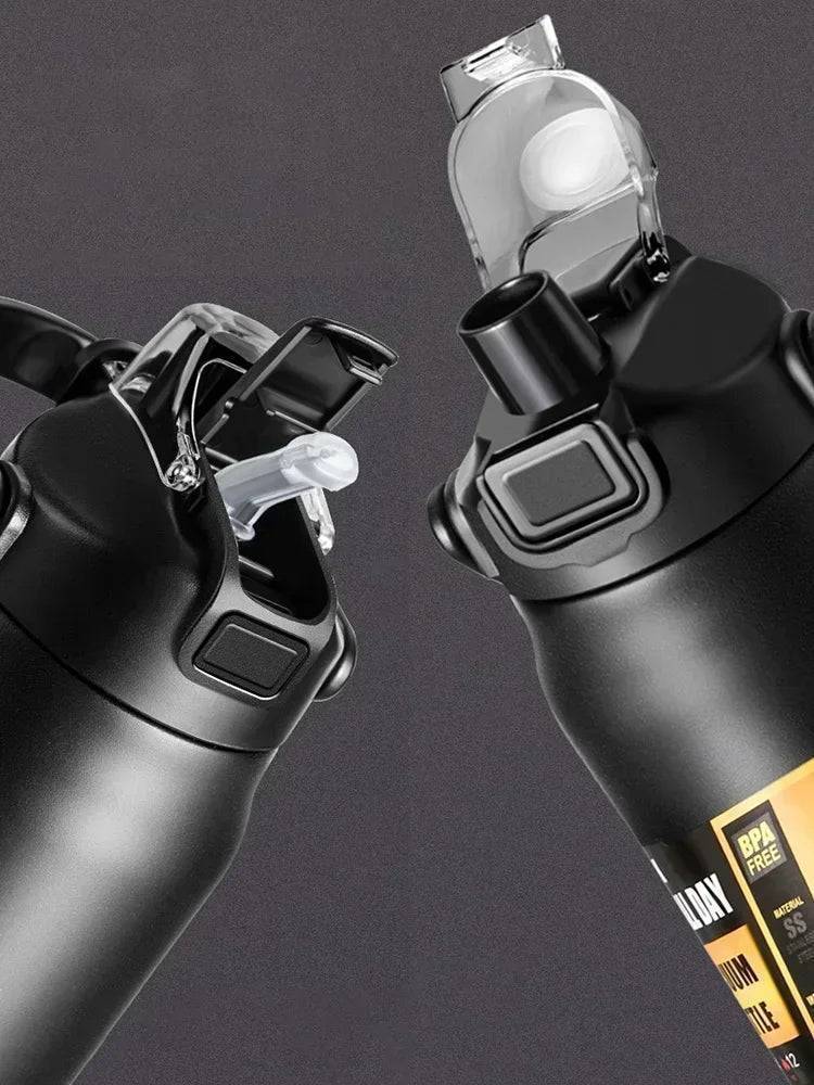 Insulated Water Bottle in Stainless Steel with Built-in Straw