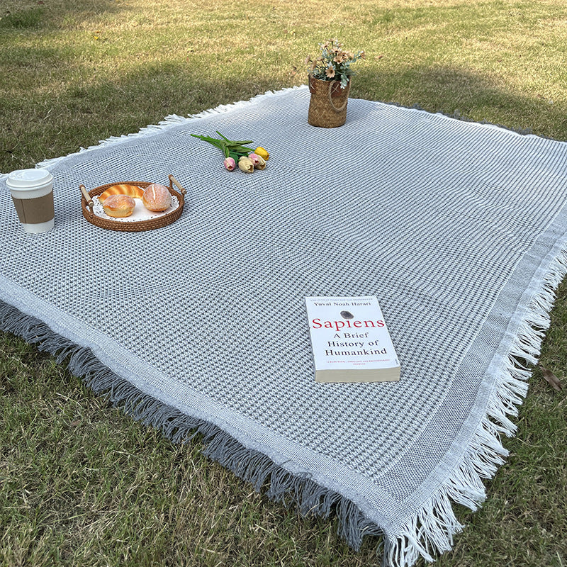 Durable Checkered Blanket for Indoor and Outdoor Use