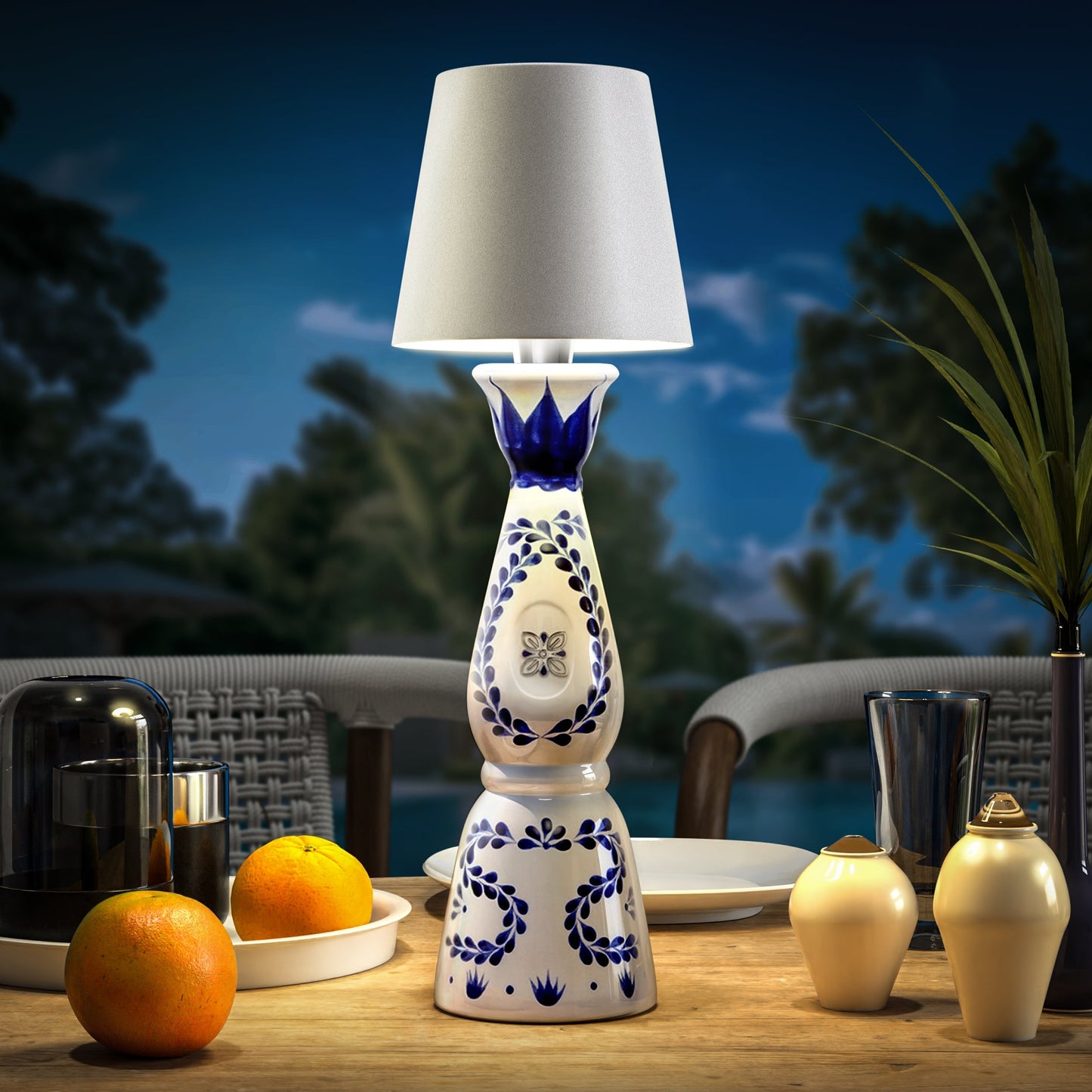 RoyaleGlow Wireless Bottle Lamp - Fits Any Bottle