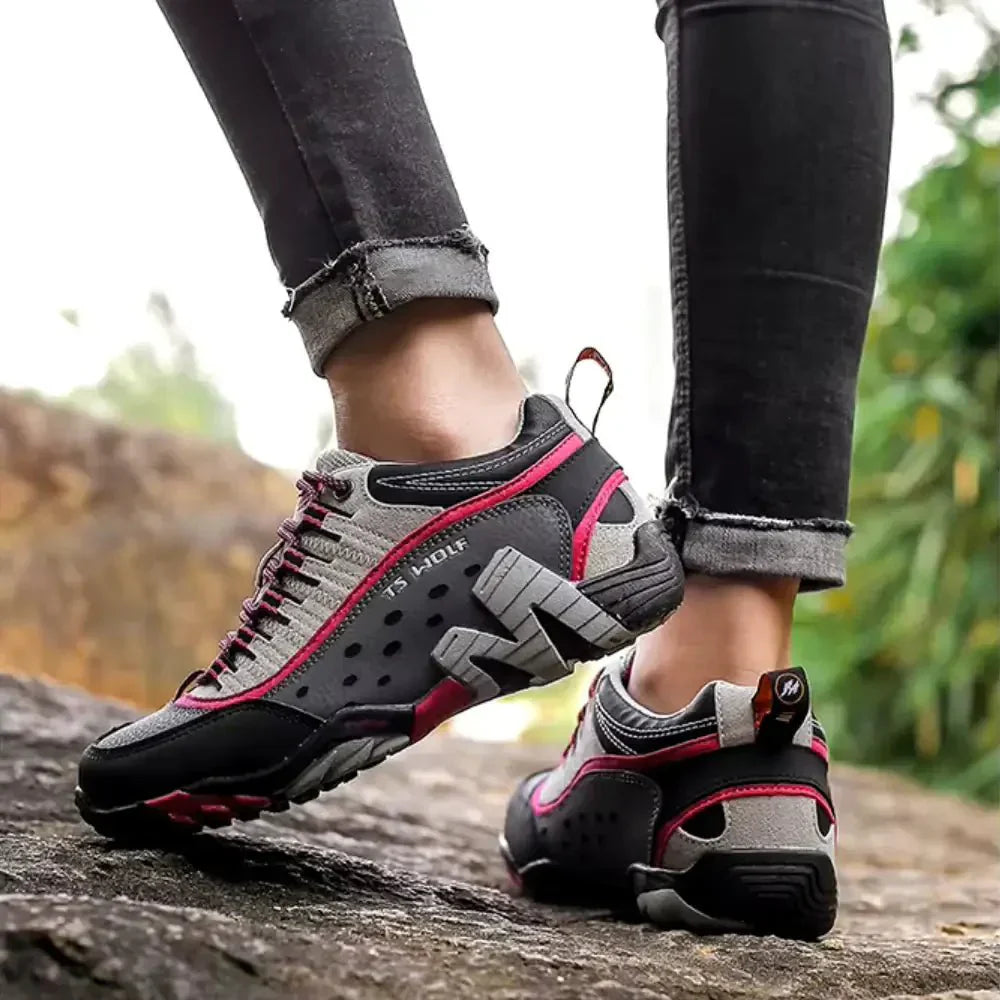 Lightweight Hiking Footwear for Women – Breathable Outdoor Shoes